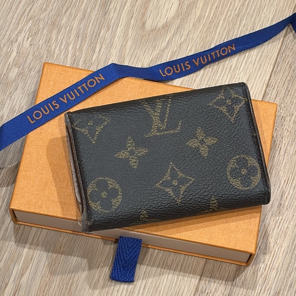 Louis Vuitton 6 Key Ring Holder - light pink - Picture 5 of 6